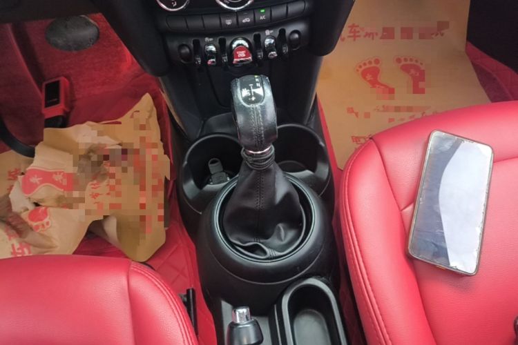 Used MINI 2016 1.2T ONE Five-Door Edition Gear Lever