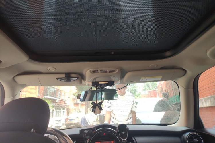 Used MINI 2016 1.2T ONE Pioneer Edition Headliner