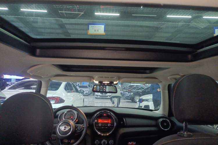 Used MINI 2016 1.2T ONE Pioneer Edition Headliner
