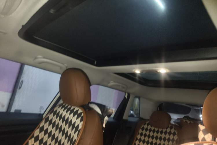 Used MINI 2016 1.2T ONE Five-Door Edition Headliner