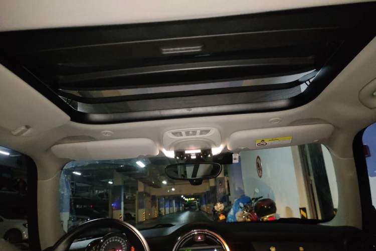 Used MINI 2016 1.5T COOPER Headliner