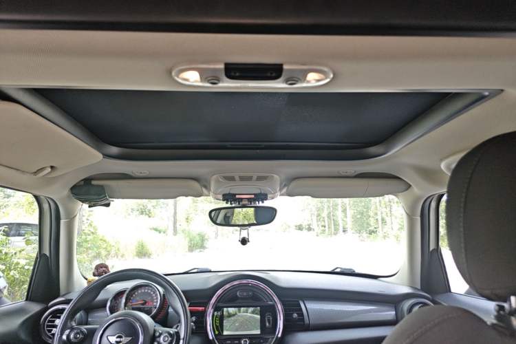 Used MINI 2016 1.5T COOPER Five-Door Edition Headliner