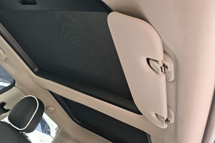 Used MINI 2016 1.2T ONE Pioneer Edition Headliner