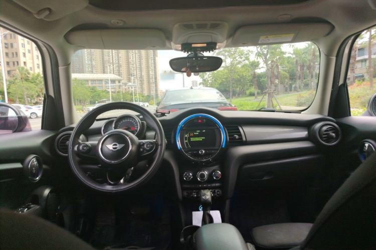Used MINI 2016 1.5T COOPER Five-Door Edition Headliner