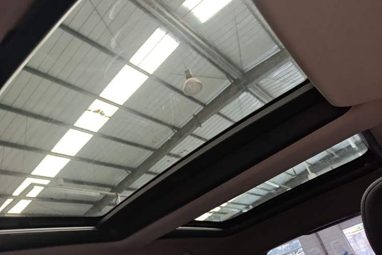 Used MINI 2016 1.2T ONE Pioneer Edition Headliner