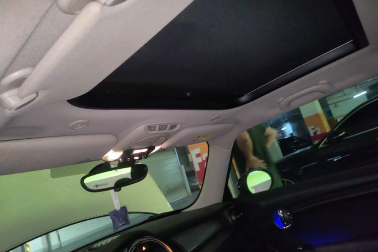 Used MINI 2016 1.5T COOPER Headliner