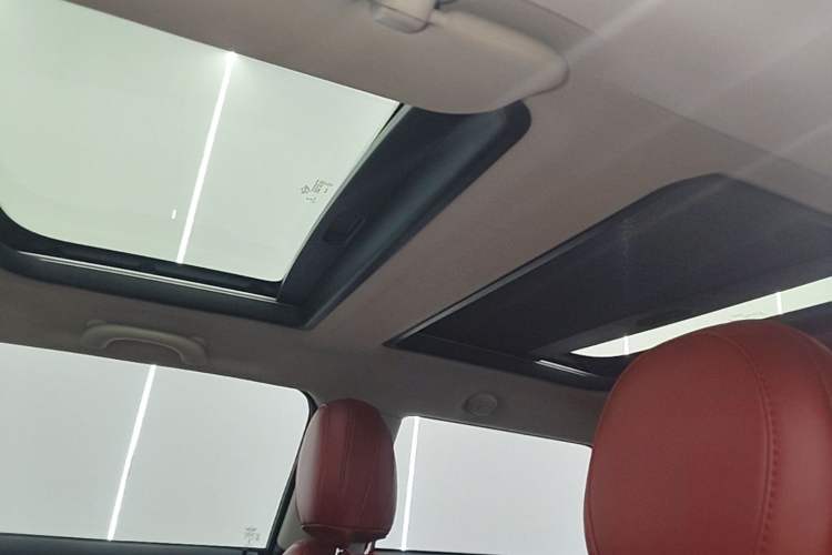 Used MINI 2016 1.5T COOPER Avant-Garde Headliner