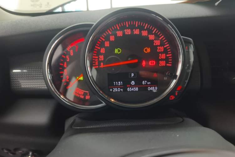 Used MINI 2016 1.5T COOPER Avant-Garde Instrument Cluster