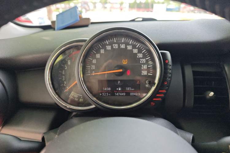 Used MINI 2016 1.2T ONE Pioneer Edition Instrument Cluster