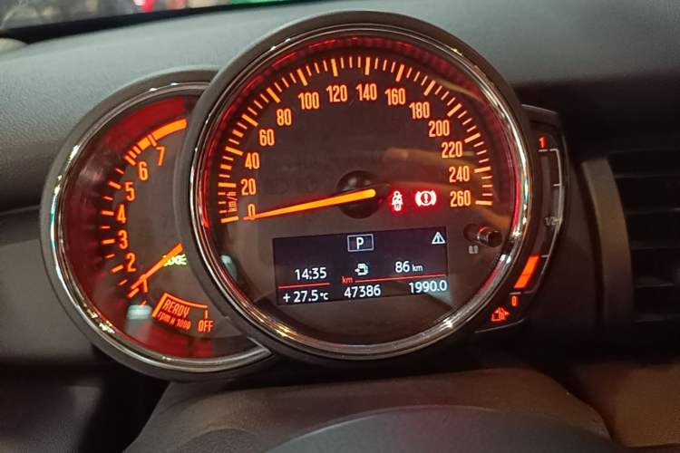 Used MINI 2016 1.2T ONE Pioneer Edition Instrument Cluster