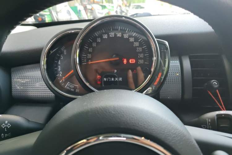 Used MINI 2016 1.5T COOPER Avant-Garde Instrument Cluster
