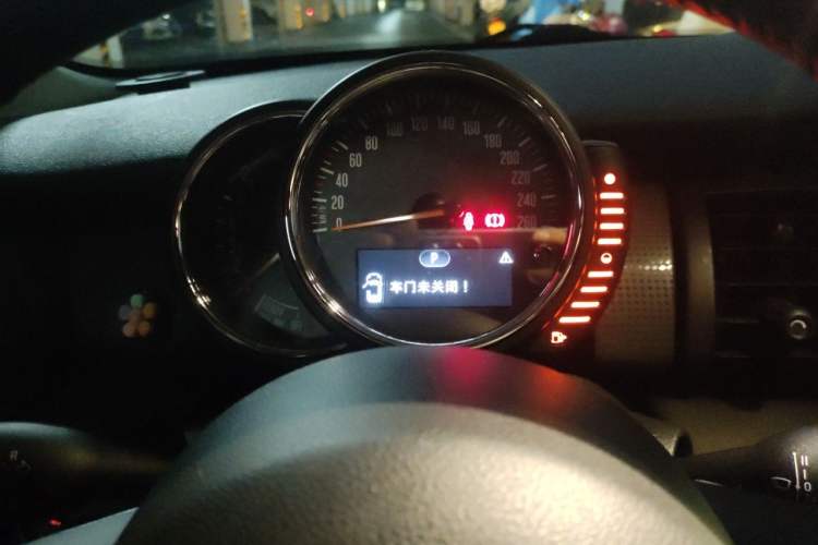 Used MINI 2016 1.5T COOPER Instrument Cluster