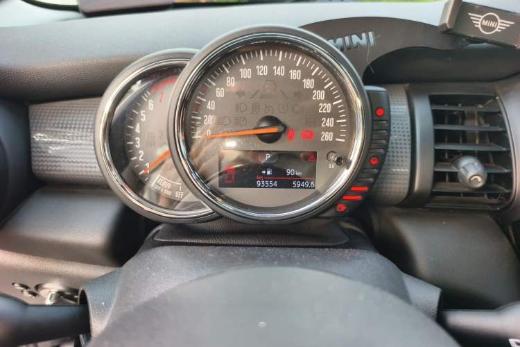 Used MINI 2016 1.5T COOPER Instrument Cluster