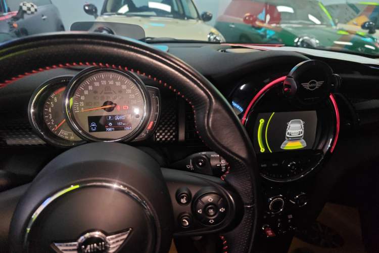 Used MINI 2016 2.0T COOPER S Five-Door Edition Instrument Cluster