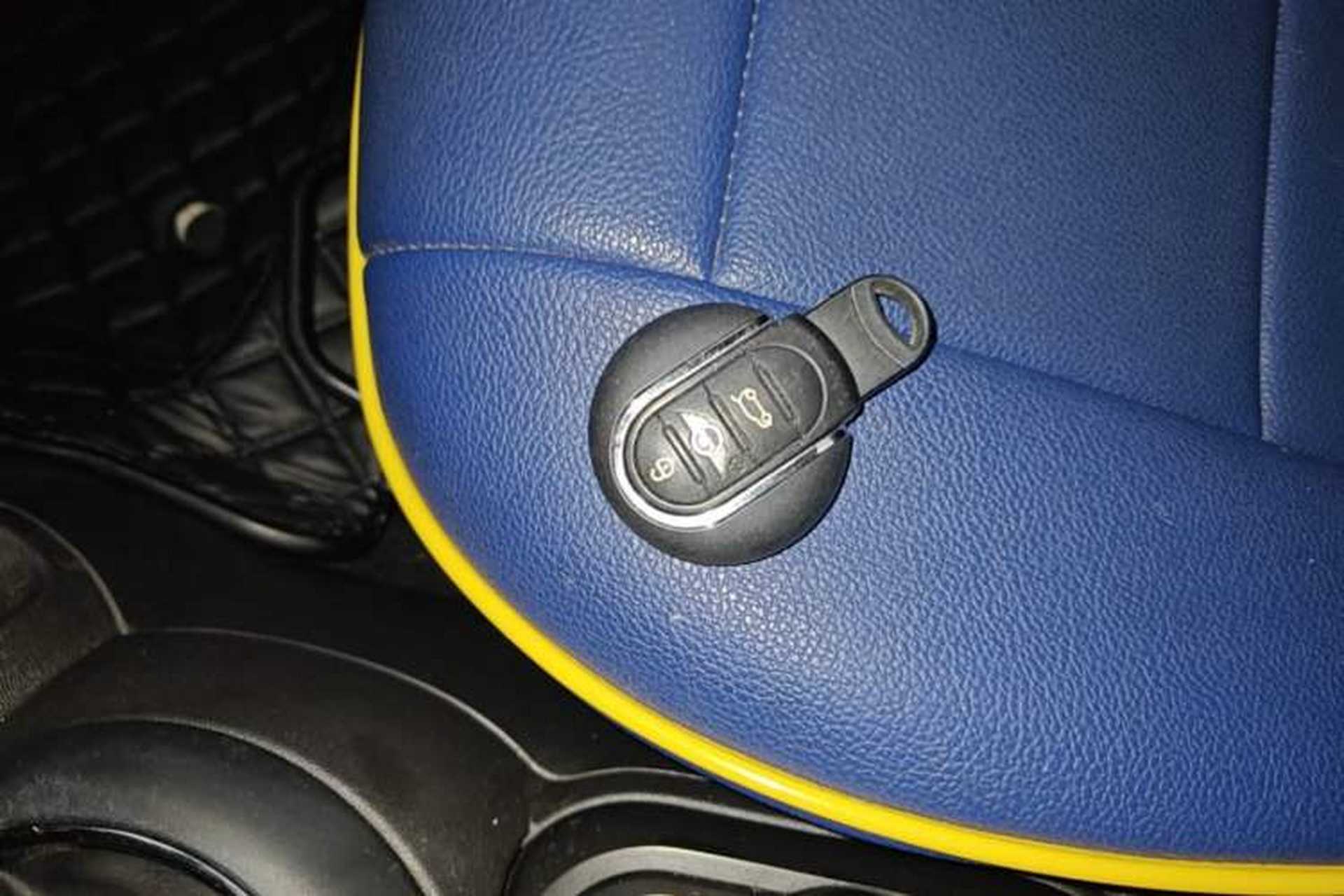 Used MINI 2016 1.2T ONE Pioneer Edition Interior 1