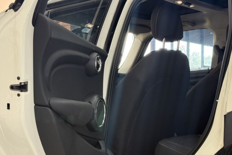 Used MINI 2016 1.2T ONE Pioneer Edition Five-Door Version Interior 2