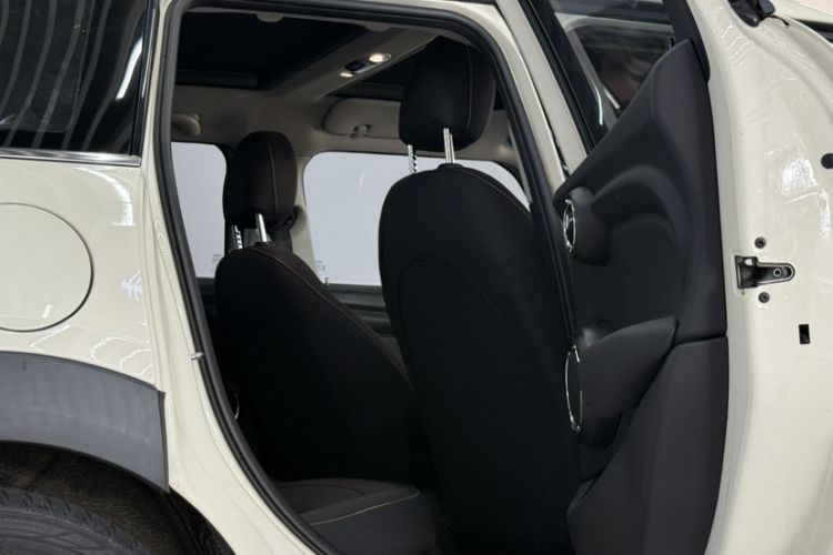 Used MINI 2016 1.2T ONE Pioneer Edition Five-Door Version Interior 5