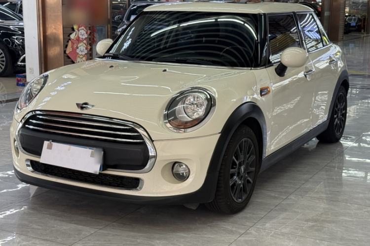 Used MINI 2016 1.2T ONE Pioneer Edition Five-Door Version Guazi used car, China used car export, Used car for sale, Used cars, Cheapest cars for sale