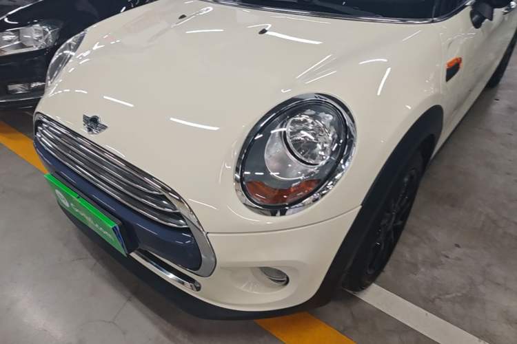 Used MINI 2016 1.5T COOPER Five-Door Edition Left Front Headlight