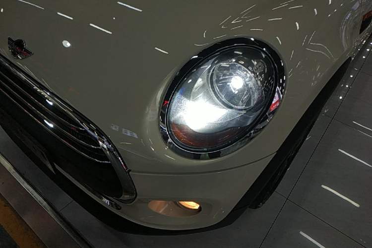 Used MINI 2016 1.2T ONE Pioneer Edition Left Front Headlight