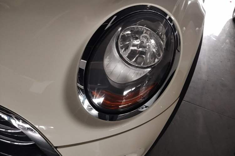 Used MINI 2016 1.5T COOPER Five-Door Edition Left Front Headlight