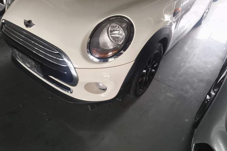Used MINI 2016 1.5T COOPER Five-Door Edition Left Front Headlight