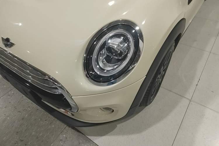 Used MINI 2016 1.5T COOPER Five-Door Edition Left Front Headlight