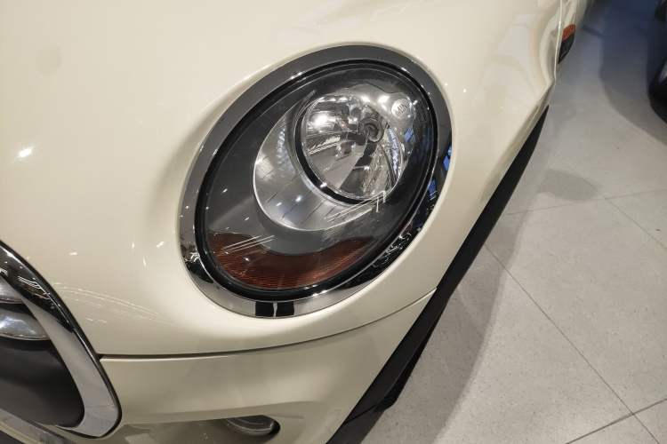 Used MINI 2016 1.2T ONE Pioneer Edition Left Front Headlight