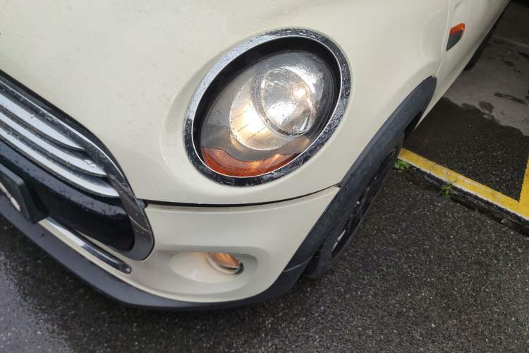 Used MINI 2016 1.5T COOPER Left Front Headlight