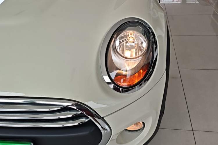 Used MINI 2016 1.2T ONE Pioneer Edition Left Front Headlight