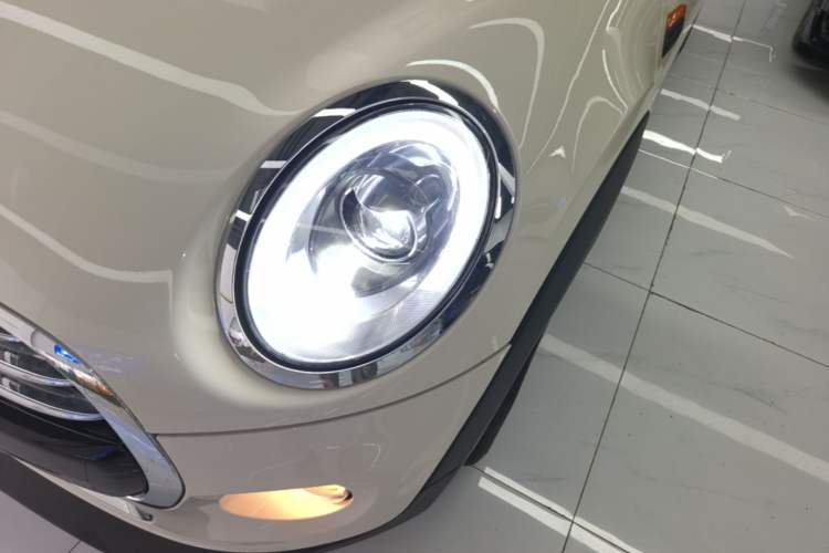 Used MINI 2016 1.5T COOPER Left Front Headlight