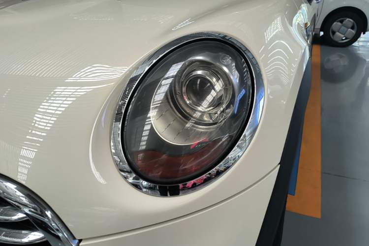 Used MINI 2016 1.5T COOPER Left Front Headlight