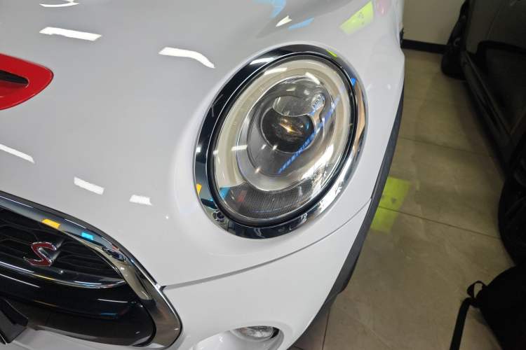 Used MINI 2016 2.0T COOPER S Five-Door Edition Left Front Headlight
