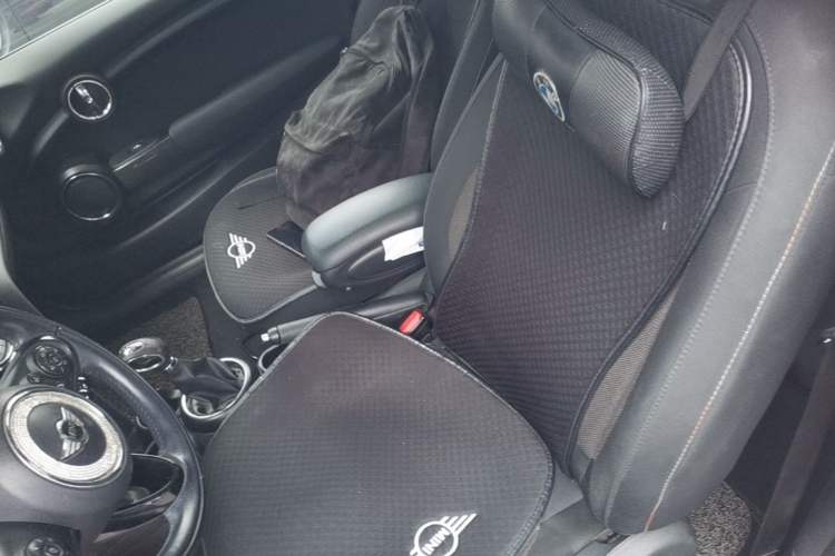 Used MINI 2016 1.2T ONE Pioneer Edition Left Front Seat