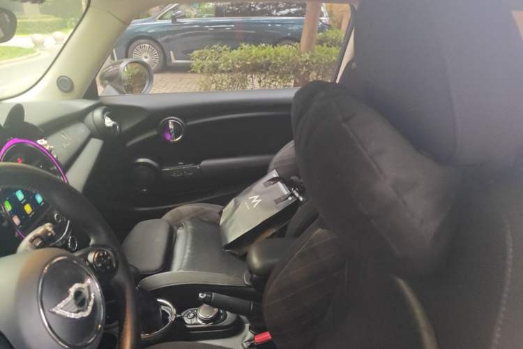 Used MINI 2016 1.5T COOPER Avant-Garde Left Front Seat