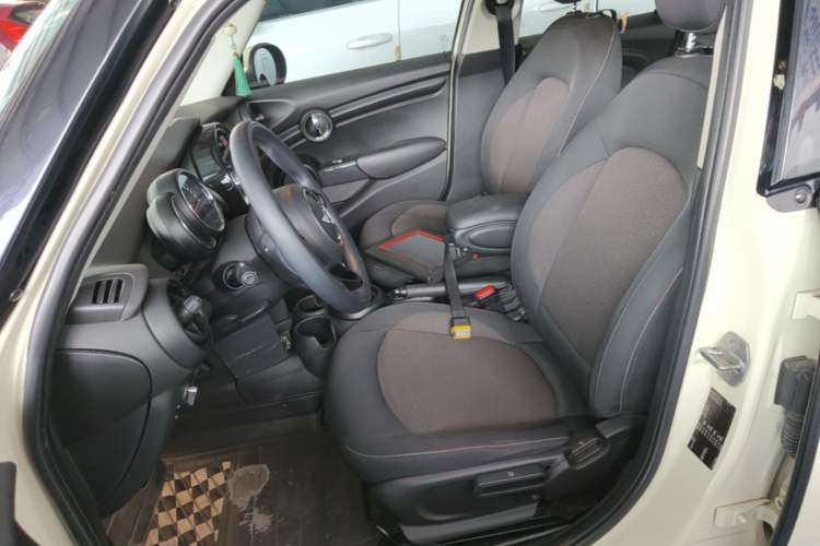 Used MINI 2016 1.2T ONE Five-Door Edition Left Front Seat