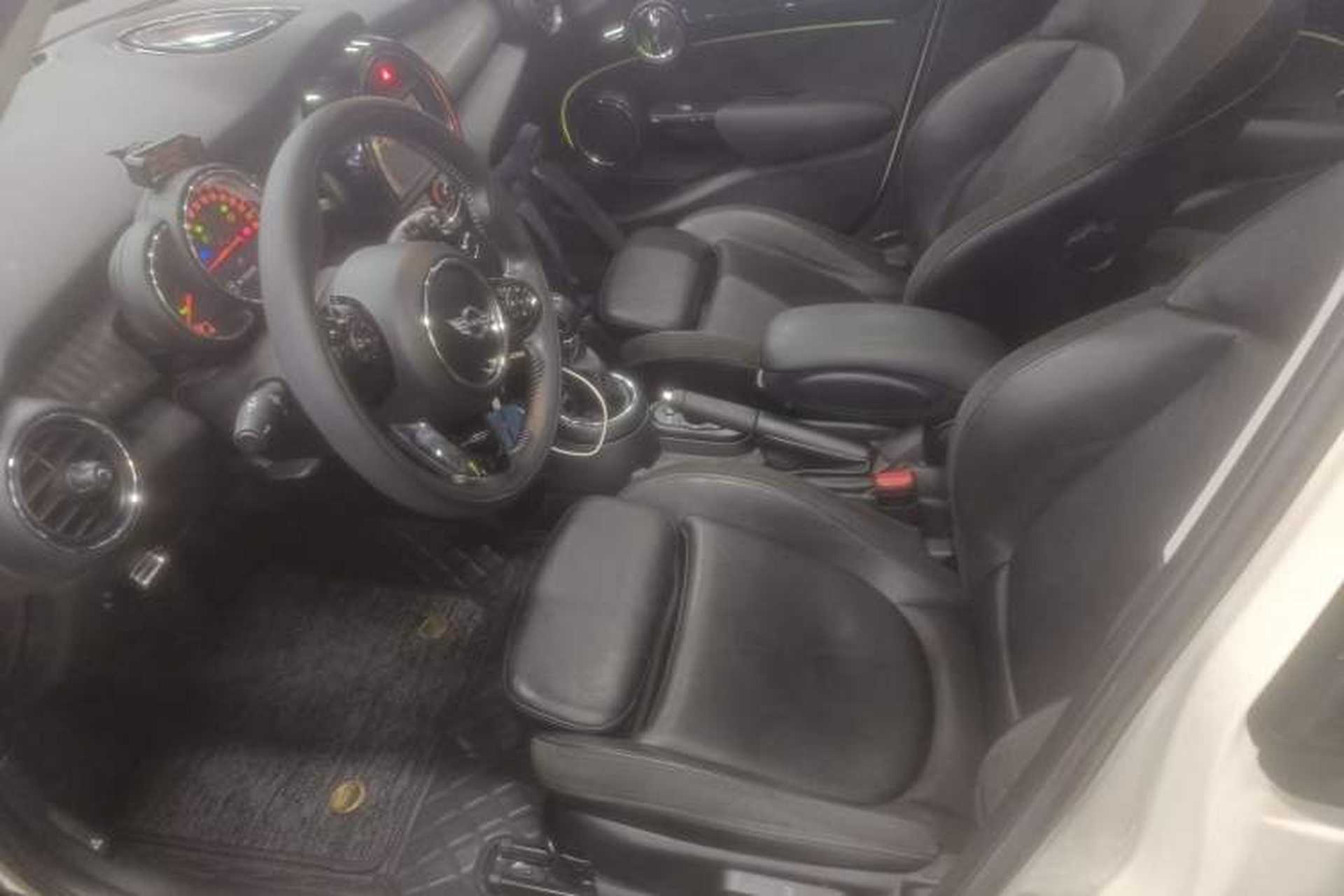 Used MINI 2016 1.5T COOPER Performance Edition 5-door version Left Front Seat