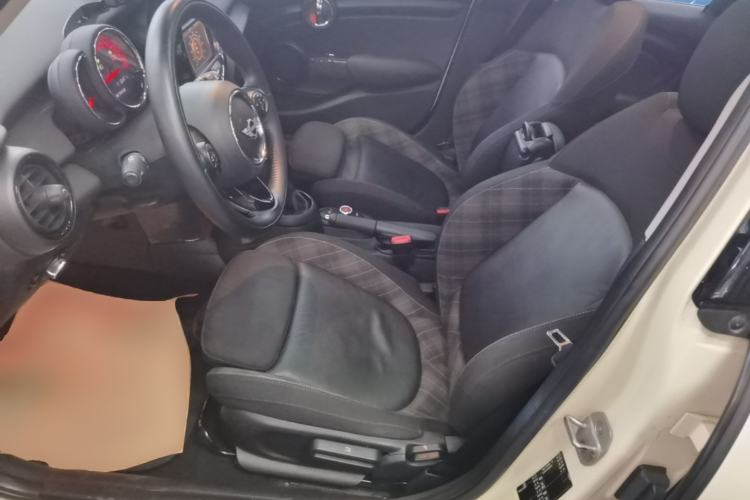 Used MINI 2016 1.5T COOPER Five-Door Edition Left Front Seat
