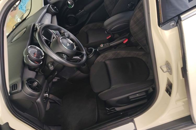 Used MINI 2016 1.5T COOPER Five-Door Edition Left Front Seat
