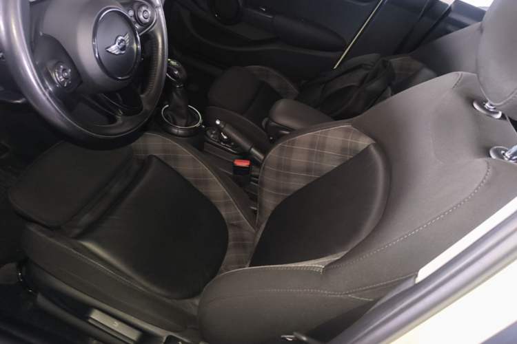 Used MINI 2016 1.5T COOPER Five-Door Edition Left Front Seat