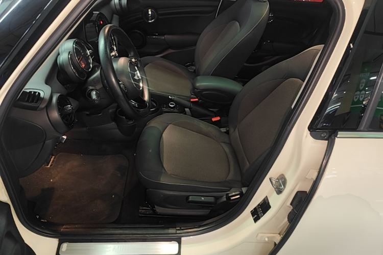 Used MINI 2016 1.2T ONE Five-Door Edition Left Front Seat