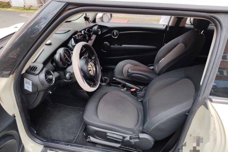 Used MINI 2016 1.2T ONE Pioneer Edition Left Front Seat