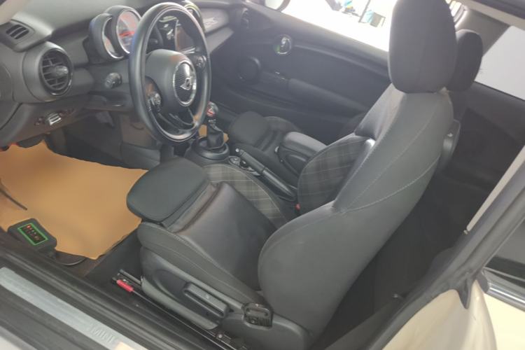 Used MINI 2016 1.5T COOPER Left Front Seat