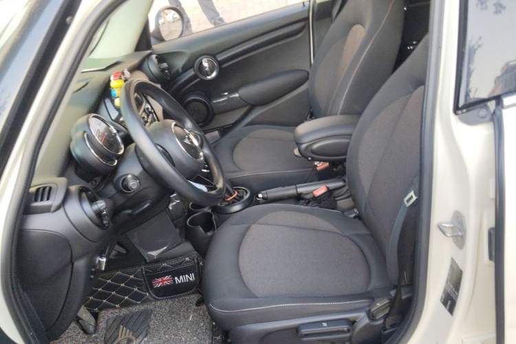 Used MINI 2016 1.2T ONE Five-Door Edition Left Front Seat