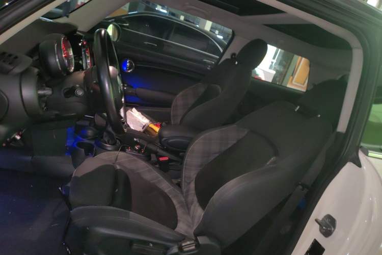 Used MINI 2016 1.5T COOPER Left Front Seat