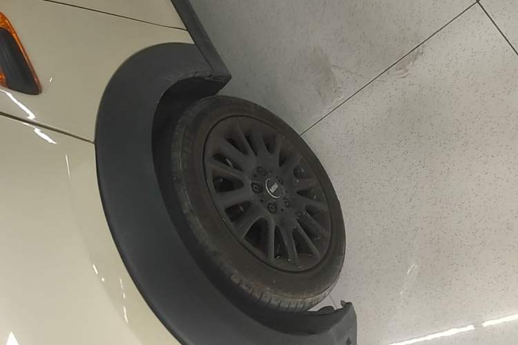 Used MINI 2016 1.2T ONE Pioneer Edition Left Front Wheel Hub