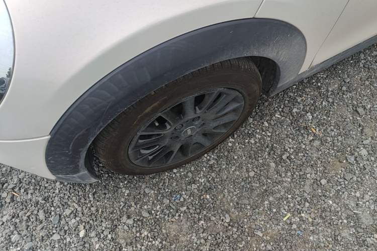 Used MINI 2016 1.5T COOPER Left Front Wheel Hub
