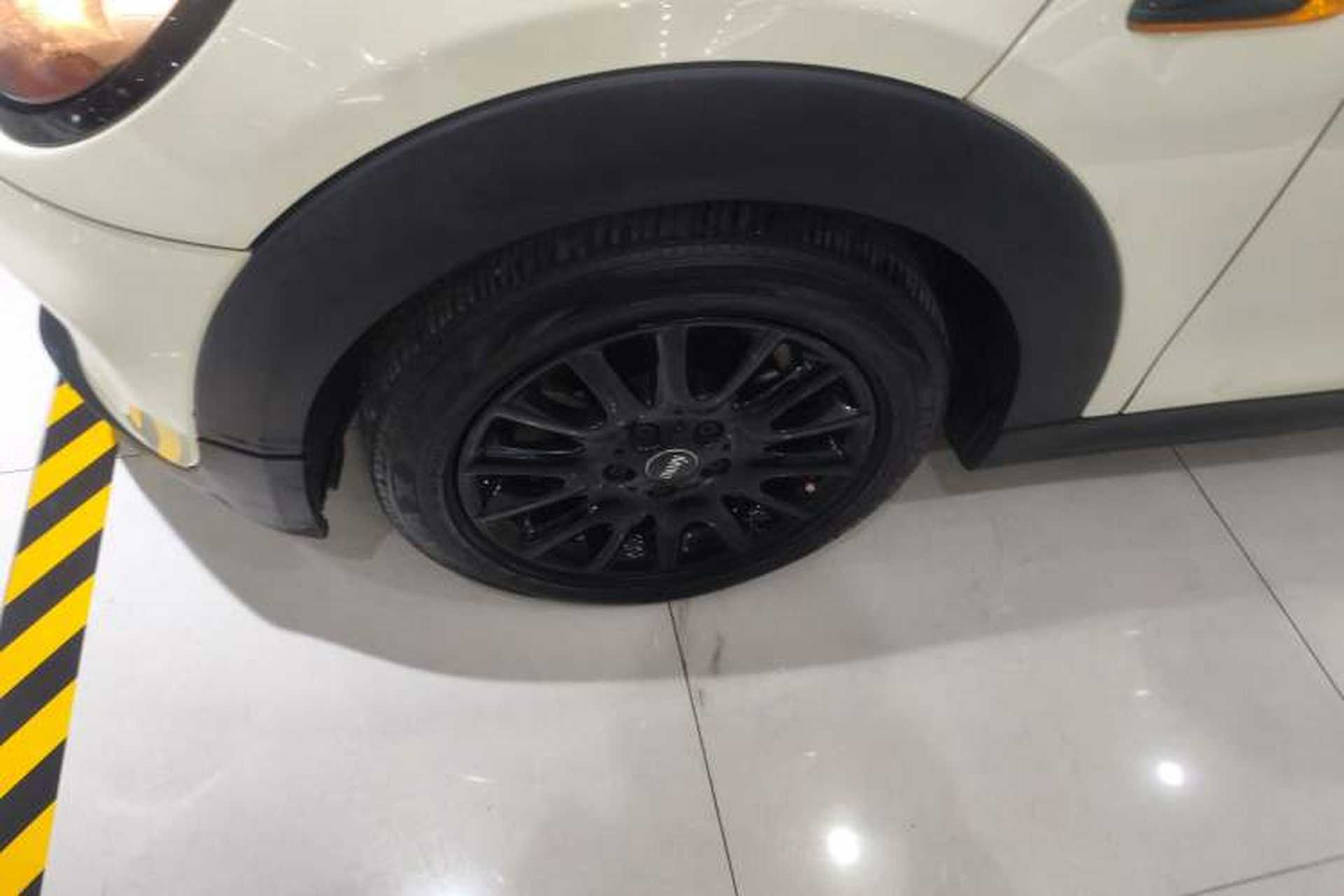 Used MINI 2016 1.2T ONE Pioneer Edition Left Front Wheel Hub