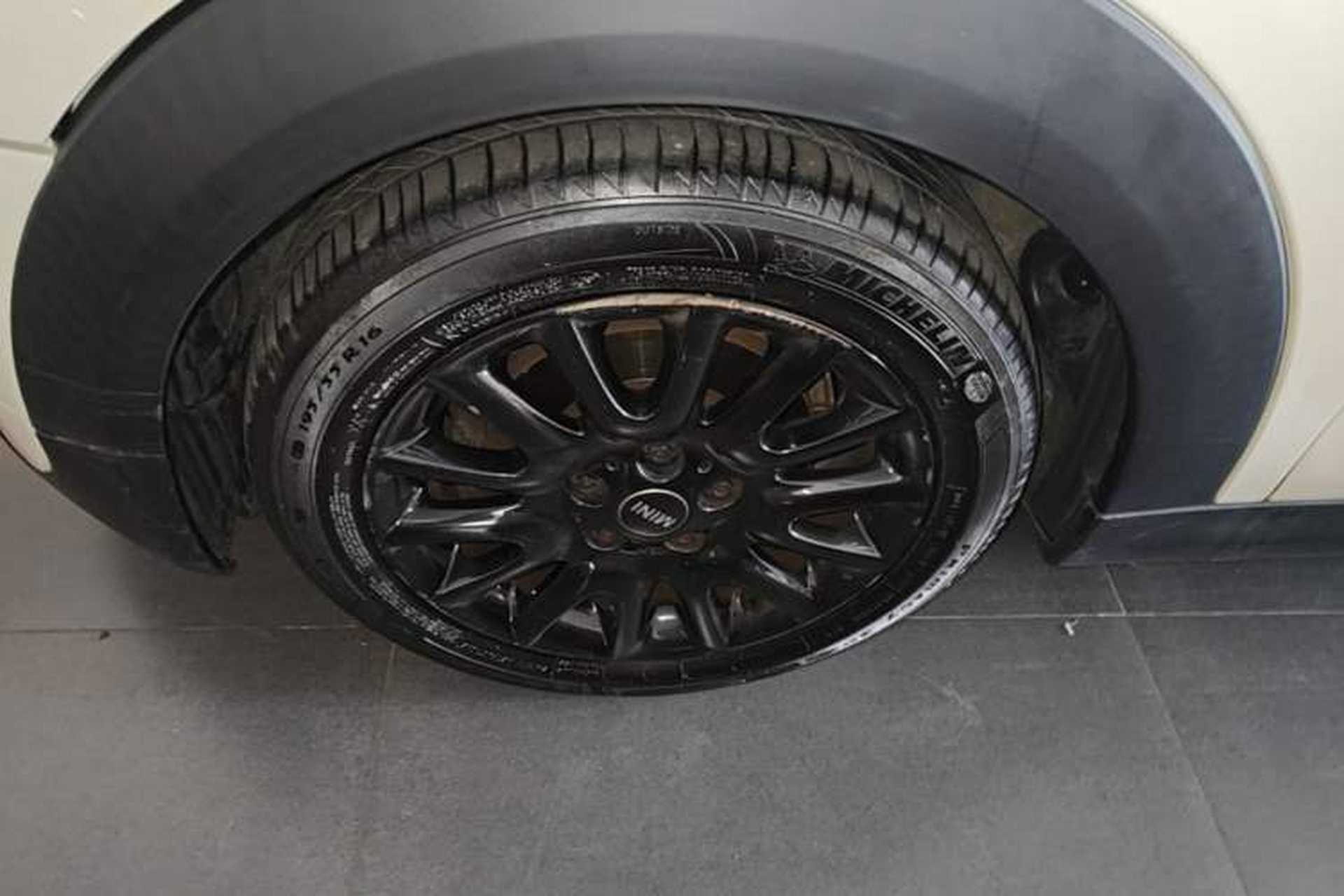 Used MINI 2016 1.2T ONE Pioneer Edition Left Front Wheel Hub