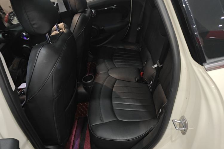 Used MINI 2016 2.0T COOPER S Five-Door Edition Left Rear Seat